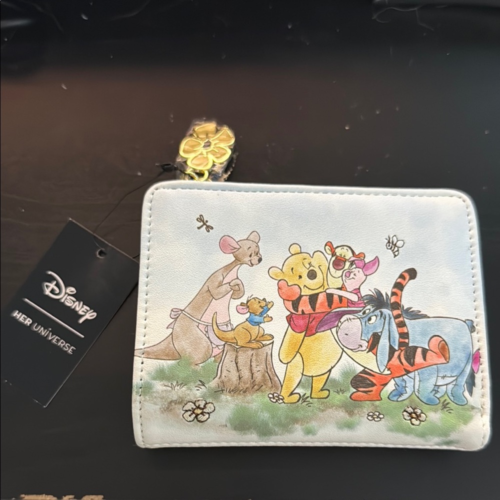 Her Universe Disney White Winnie the Pooh wallet